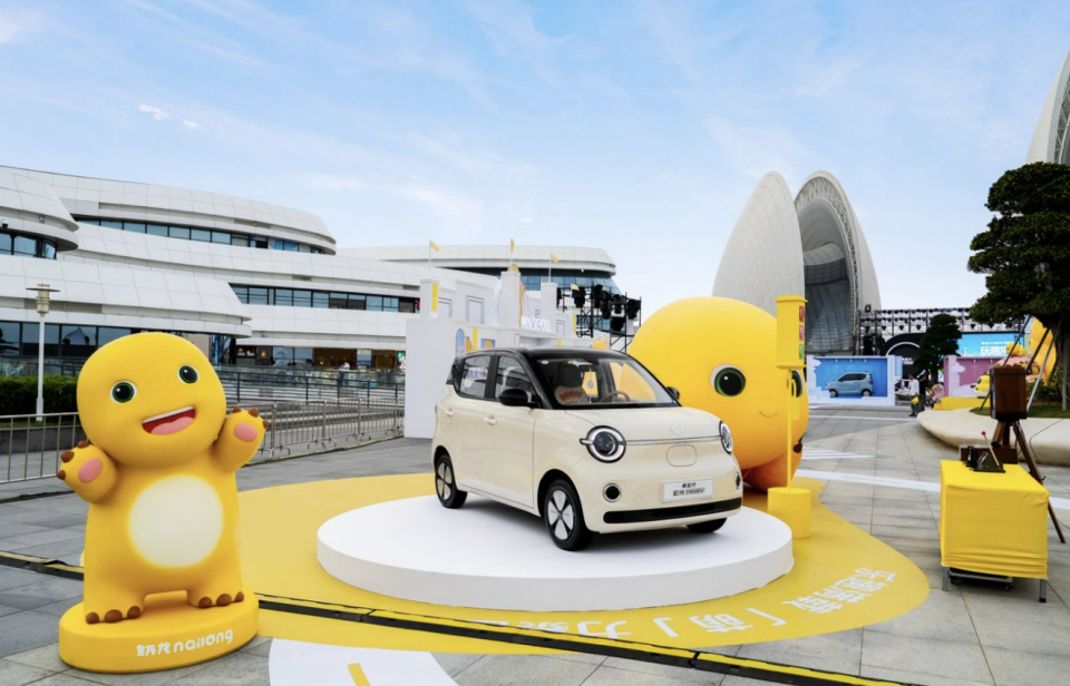 4.28万起！第五代宏光MINIEV代步车天花板更新了