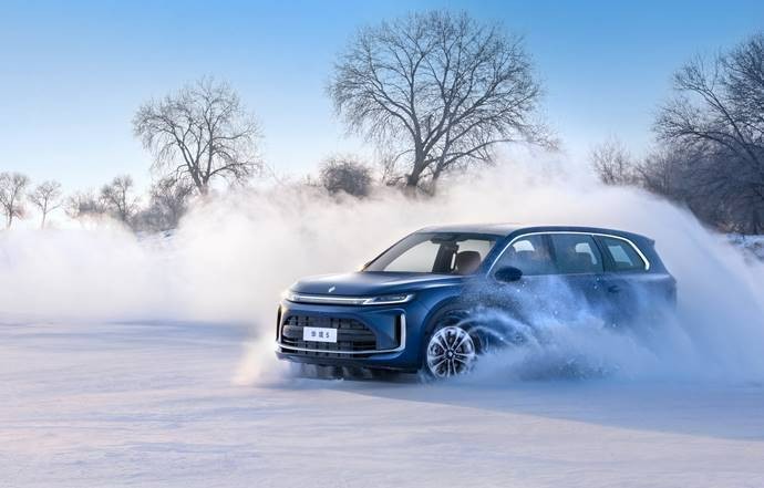 华为乾崑科技旗舰大六座，华境S真六座完成最终轮冬季测试